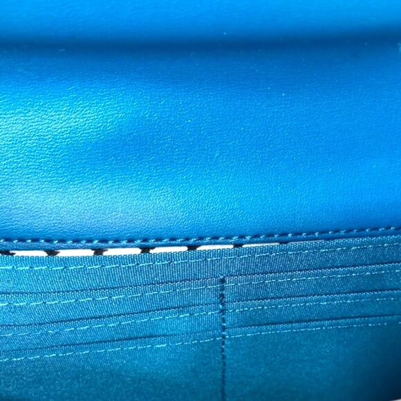 Charlotte Wristlet Wallet Phone Clutch Faux Leather w Coin Pocket Heart Charm - Picture 12 of 14